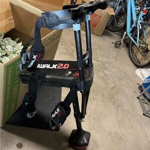 iWALK 2.0 hands free crutch